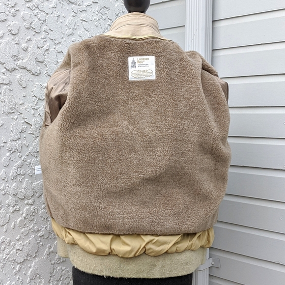 Vintage London Fog Windbreaker - Picture 6 of 8